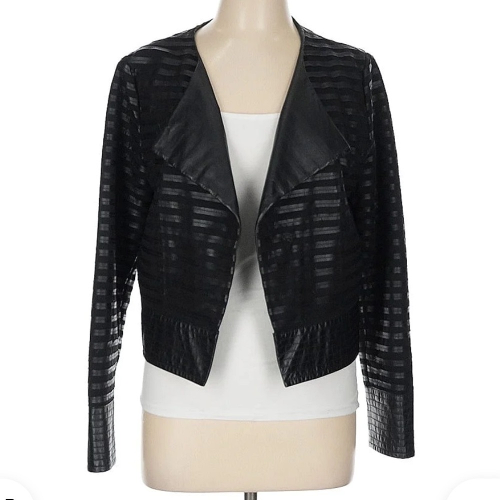 Saks Fifth Avenue Black Label leather cropped jacket size small